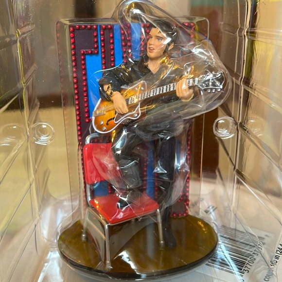 Elvis Ornament# are u lonesome tonight# - Picture 3 of 5